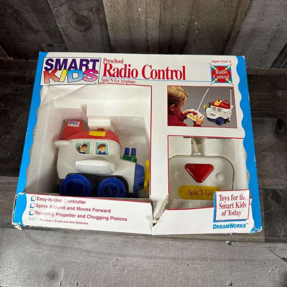 Vintage SmartKids‎ Dreamworks Preschool Radio Control Spin'N Go Airplane 80s